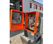 Milling machines - vertical omc Used
